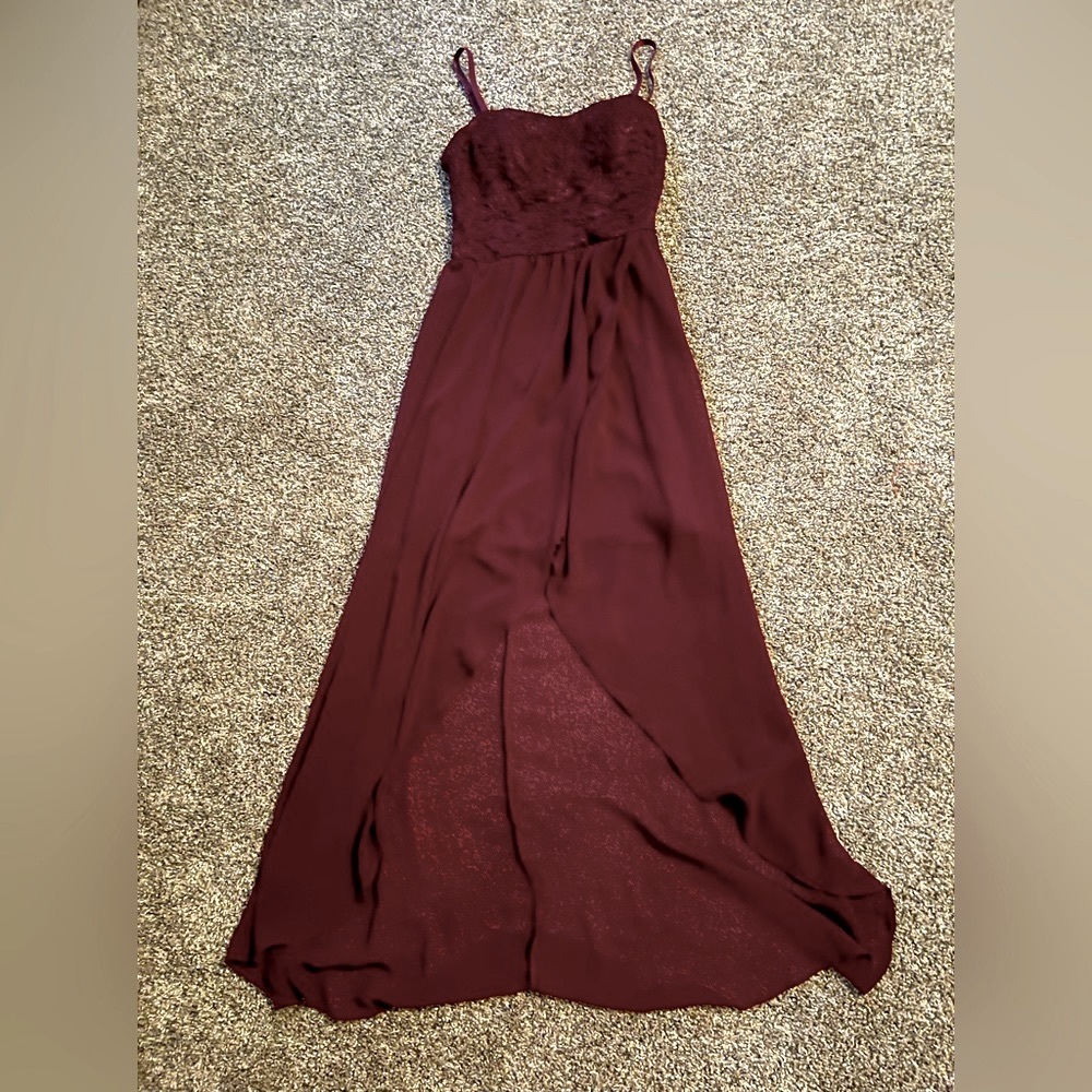 Burgundy t-length summer dress